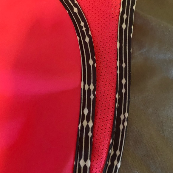 Women’s Nike Dri-Fit Shorts - Picture 3 of 3